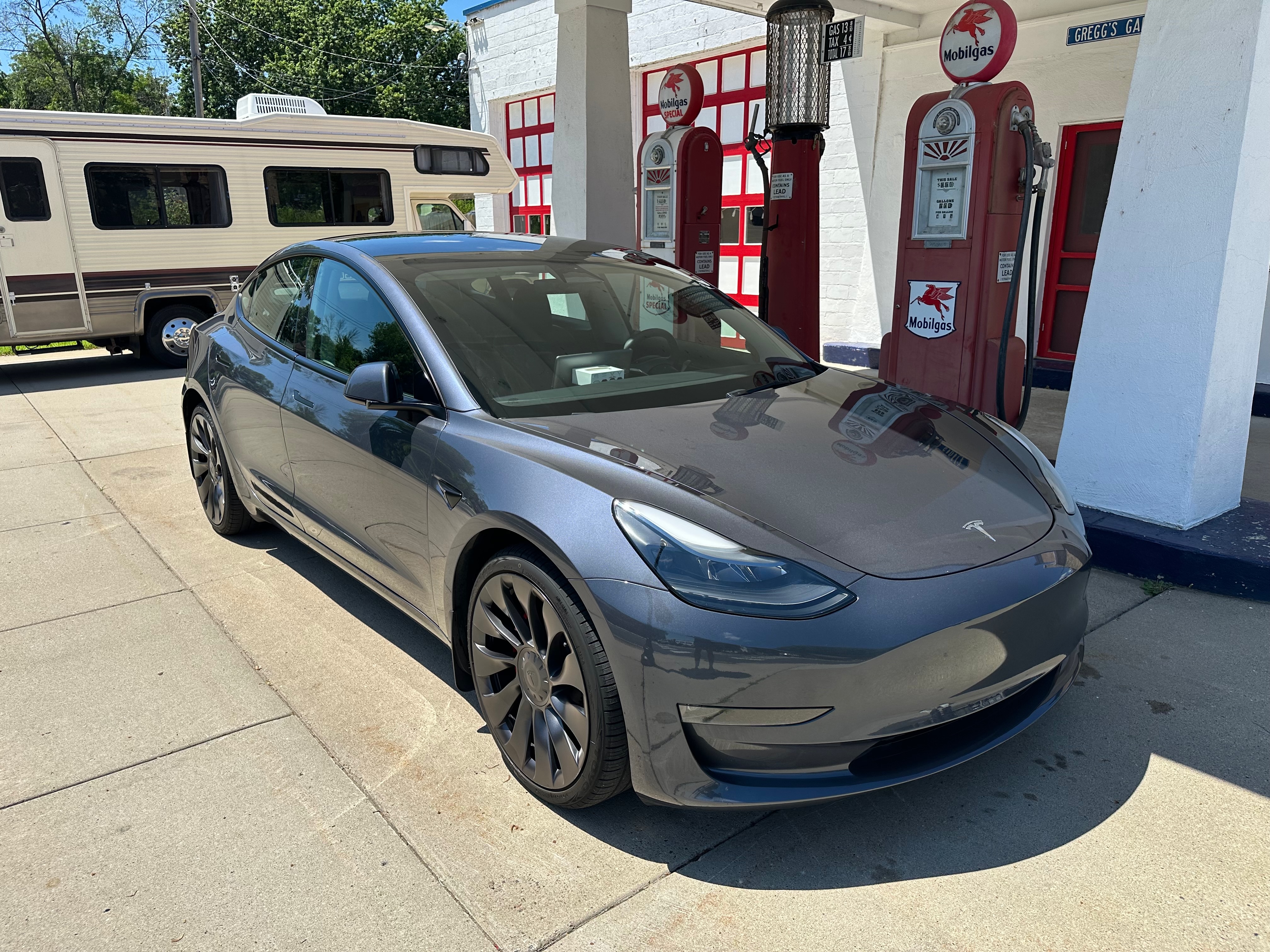 Tesla Model 3 signature detail photo 1