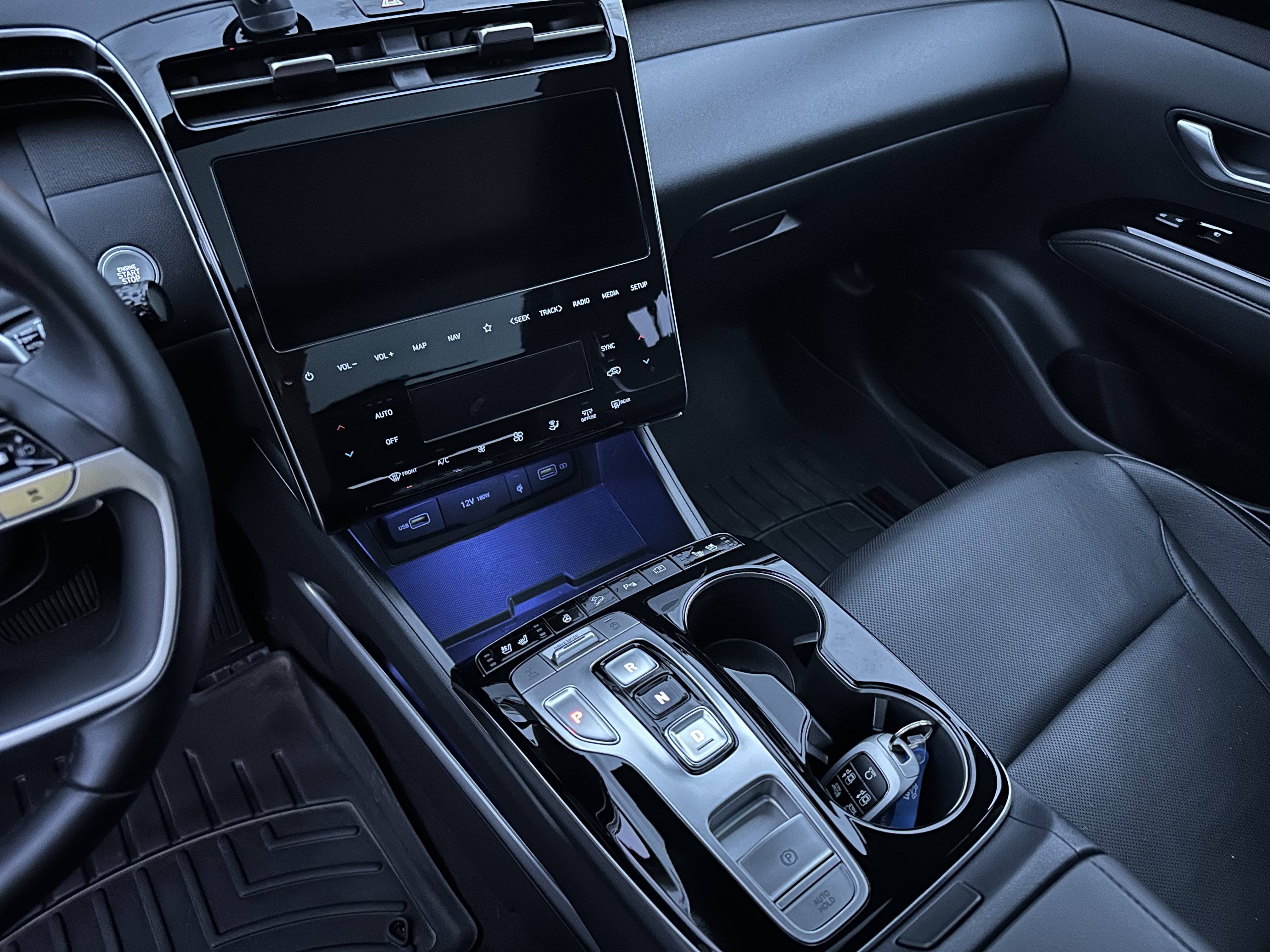 Hyundai Tucson Interior Detail - Complete interior detailing including leather cleaning and conditioning, dog hair removal, and floor mat cleaning.
